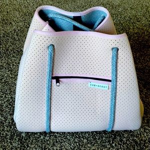 Incredibly spacious and soft diaper bag